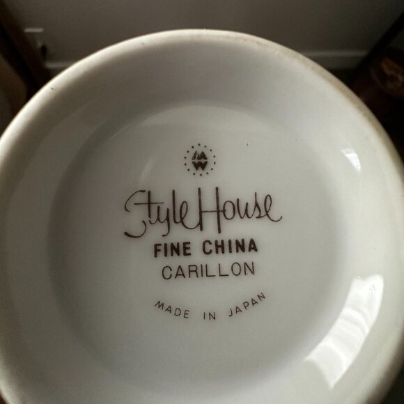 STYLE HOUSE Fine China CARILLON Sugar & Creamer Blue Roses Silver Trim Set Japan - Picture 4 of 4